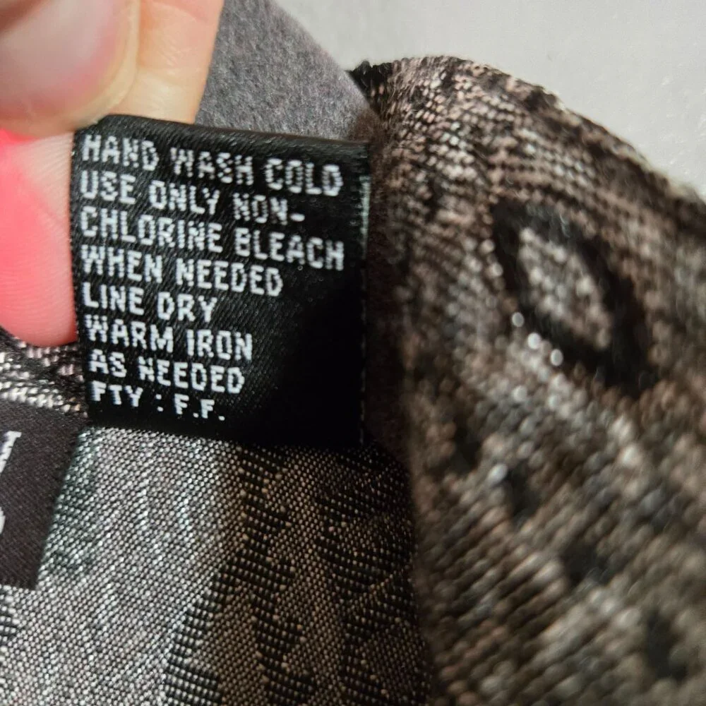 Vintage  L Tapestry Maximalist Art to‎ Wear Beaded Black Silver Shirt Jacket